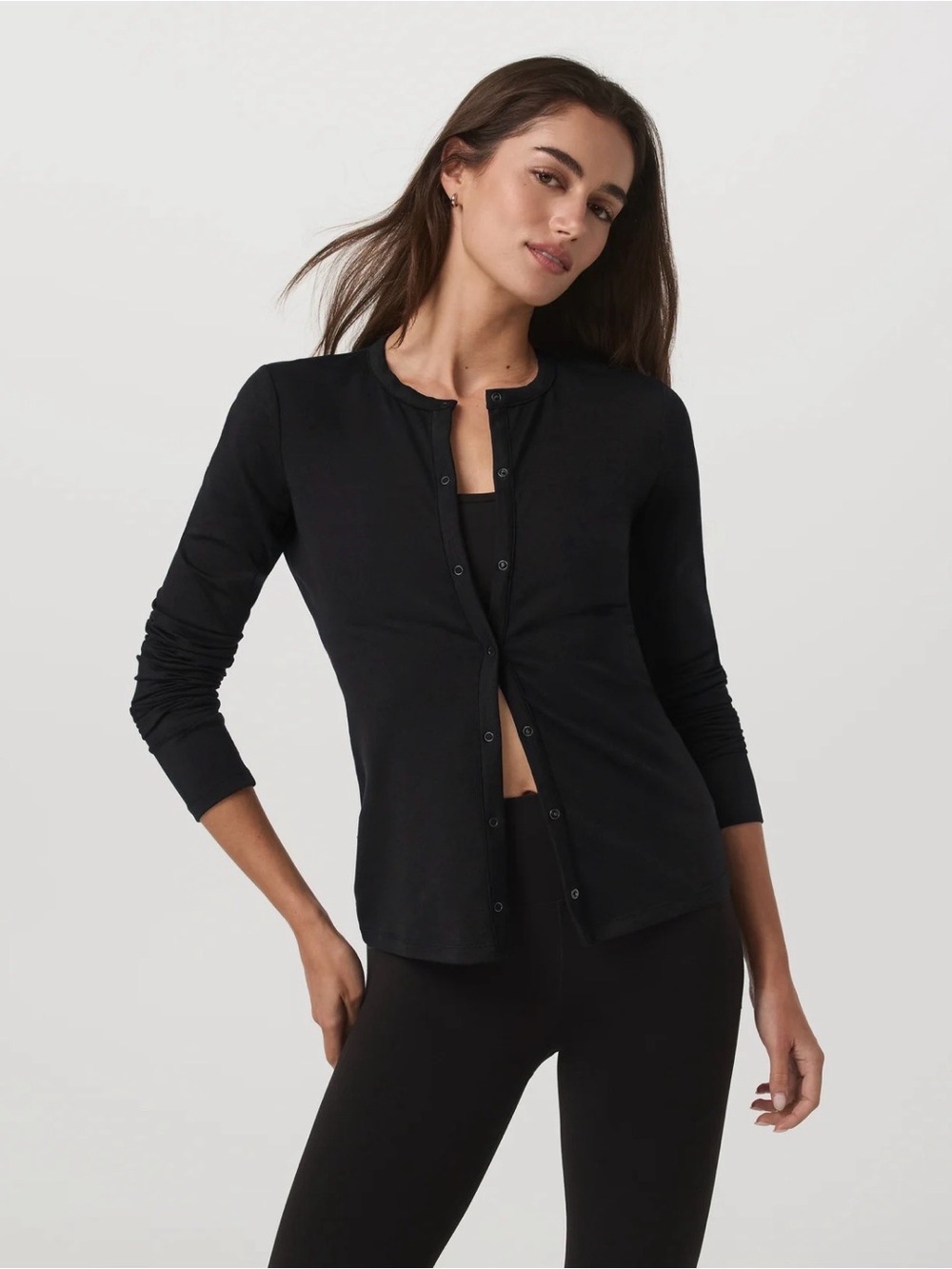Vuori Long Sleeve Halo Snap Cardigan in Black Heather Size XS